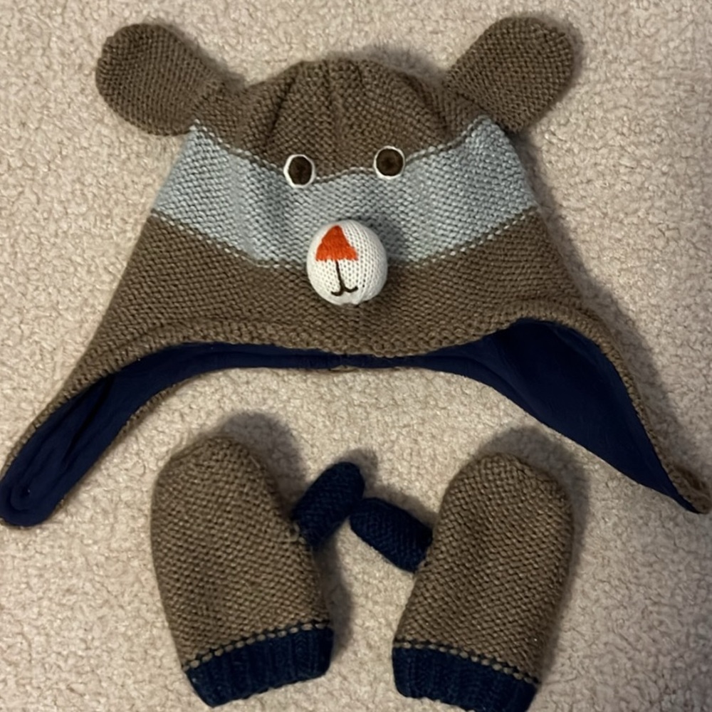 Baby Boden winter hat and mittens set
